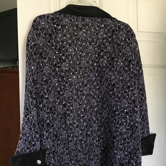 Top - Picture 6 of 9